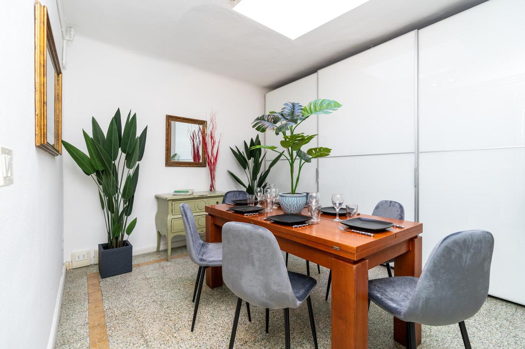 شقة Historic Apt In The Center Of Lucca With Balcony المظهر الخارجي الصورة